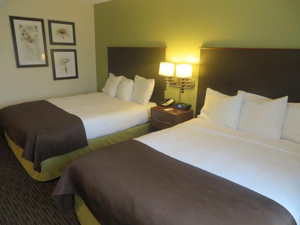 Americinn By Wyndham Rice Lake Ngoại thất bức ảnh