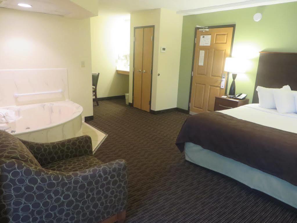 Americinn By Wyndham Rice Lake Ngoại thất bức ảnh